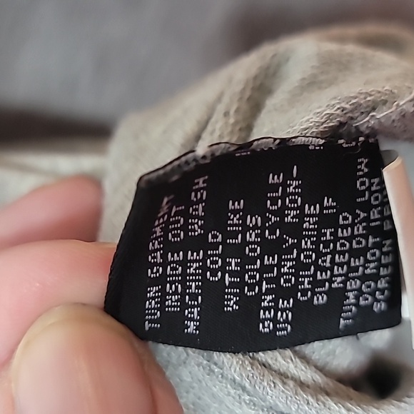 Torrid Gray Iridescent Pullover Top size L or 12. - Picture 9 of 10